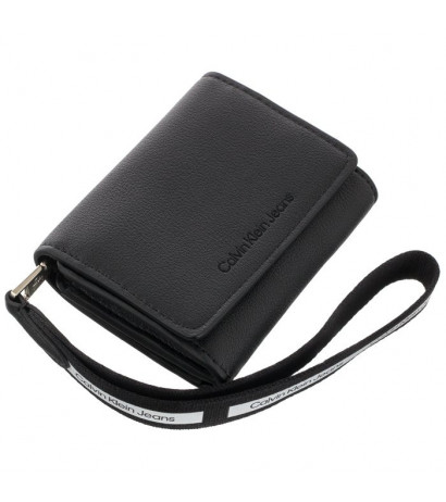 Calvin Klein Ultralight Wallet W/Wristlet Black K60K609325 BDS (CK137-a) rankinė