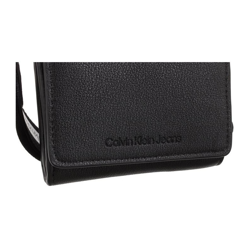 Calvin Klein Ultralight Wallet W/Wristlet Black K60K609325 BDS (CK137-a) käekott