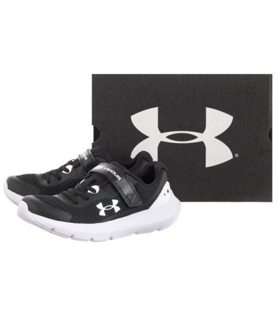 Under Armour Bps Surge 3 AC Blk/Wht 3024990-001 (UN17-a) spordijalatsid