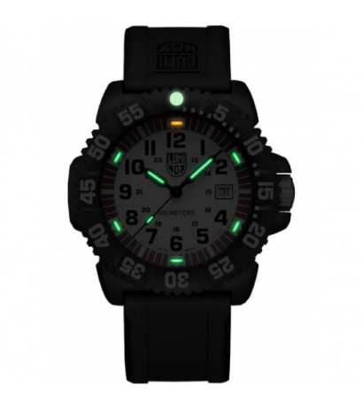 Luminox X2.2057 