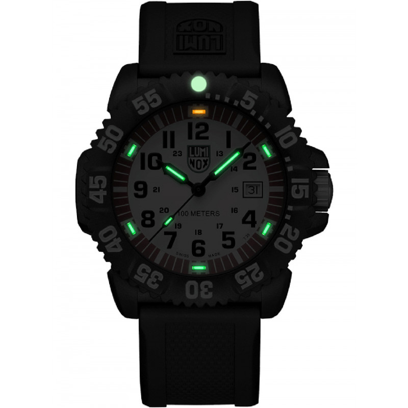 Luminox X2.2057 