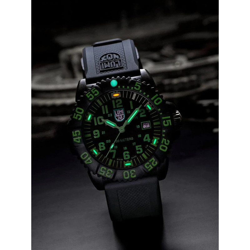 Luminox X2.2067 