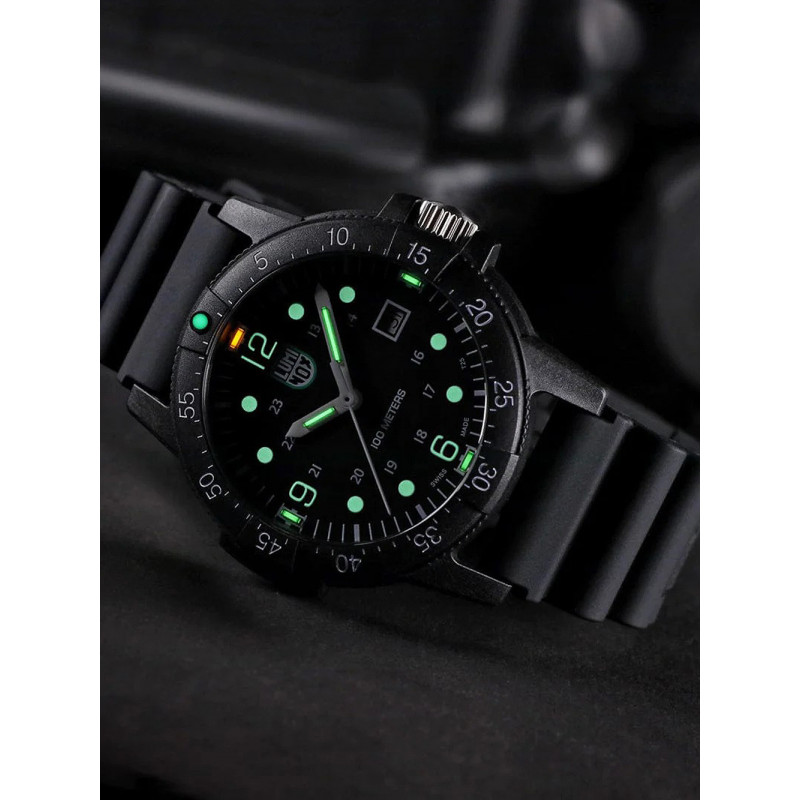 Luminox X2.2001 