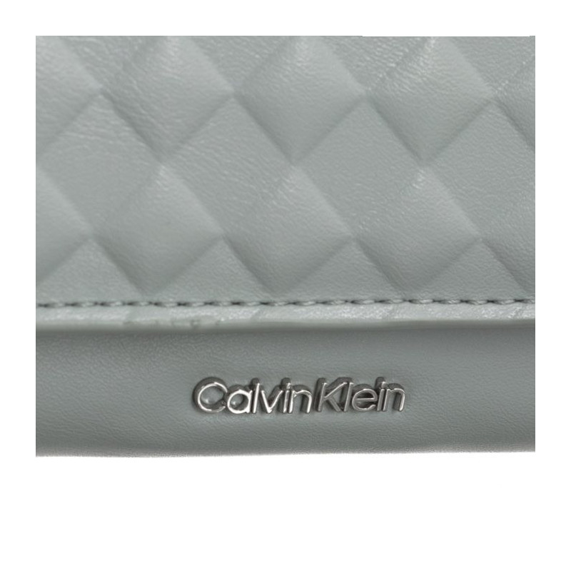 Calvin Klein Calvin Mini Quilt Small Trifold Pigeon K60K611896 PEB (CK472-a) rankinė