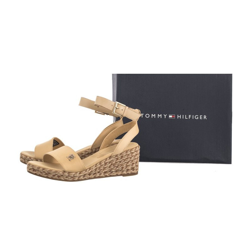 Tommy Hilfiger Colorful Wedge Satin Sandal Hervest Wheat FW0FW07913 ACR (TH1058-a) kurpes