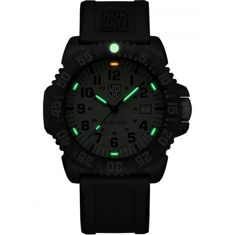 Luminox X2.2067.1 