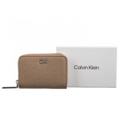 Calvin Klein CK Daily SM Zip Around Epi Mono Chanterelle Epi Mono K60K612188 0HF (CK503-a) rankinė