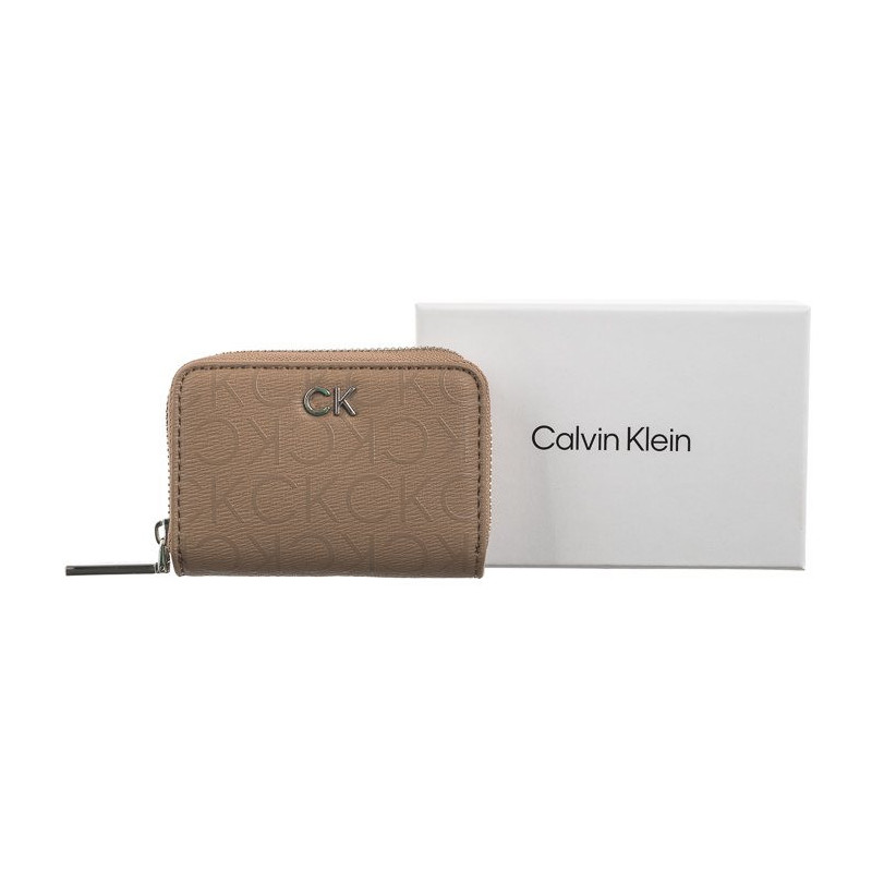 Calvin Klein CK Daily SM Zip Around Epi Mono Chanterelle Epi Mono K60K612188 0HF (CK503-a) rankinė