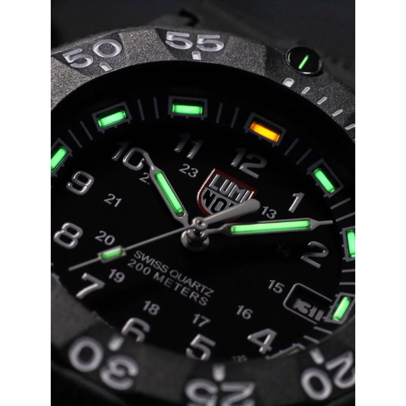 Luminox XS.3001.F 