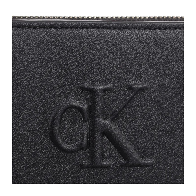 Calvin Klein Sculpted Med Zip Around Deboss Black K60K612741 BEH (CK589-a) käekott