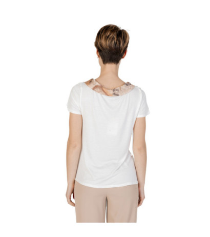 Alviero Martini Prima Classe T-shirts D 0722 JV36 Beige