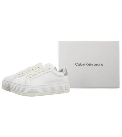 Calvin Klein Bold Flatf Low Mix Ohb Bright White/Creamy White/Silver YW0YW01632 0LC (CK602-a) bateliai