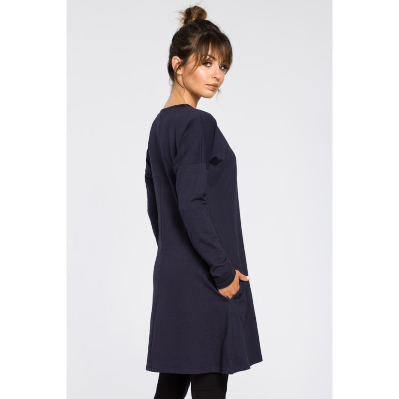 B042 Tunic with cut-out bottom - navy blue