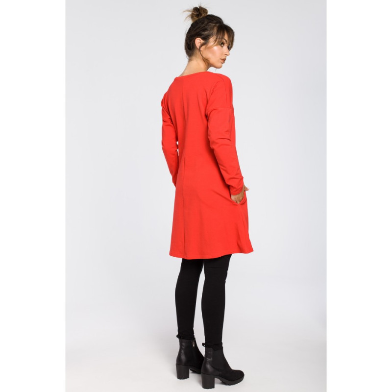 B042 Tunic with cut-out bottom - red