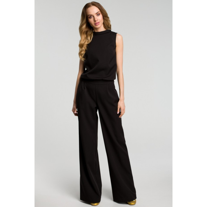 M382 Sleeveless jumpsuit - black