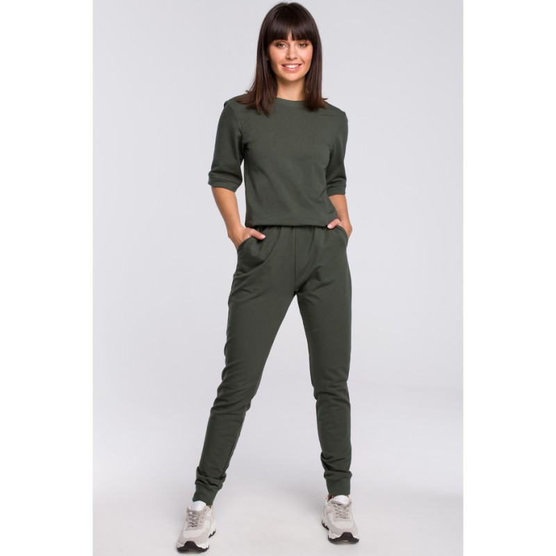 B104 Jumpsuit with back neckline - military-green