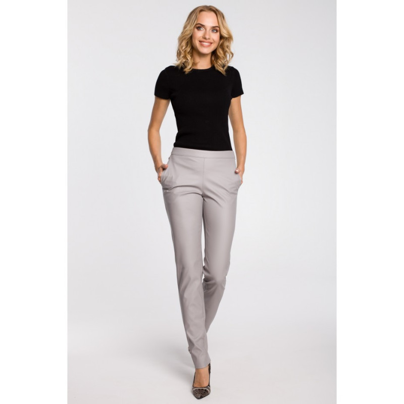 M144 Elegant women's eco-leather tube pants - grey