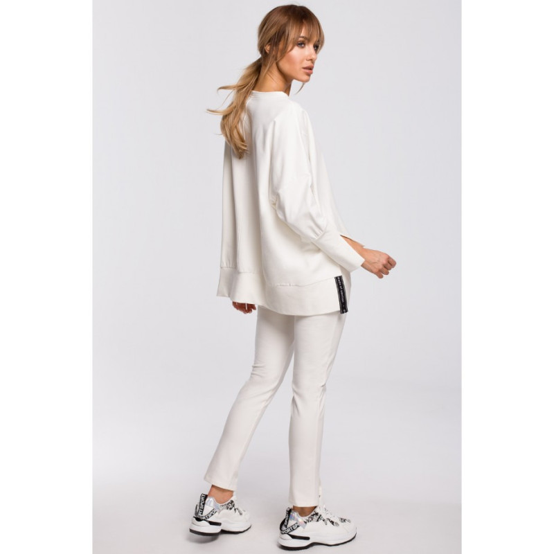 M491 Sweatshirt with side slits and piping - ecru