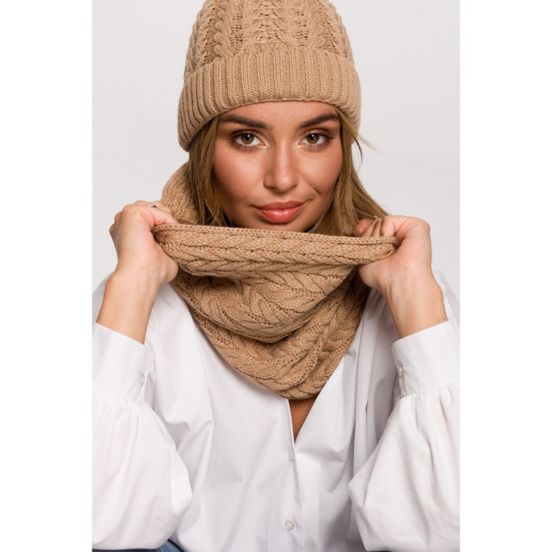 BK082 Ruuduline snood - kameelia