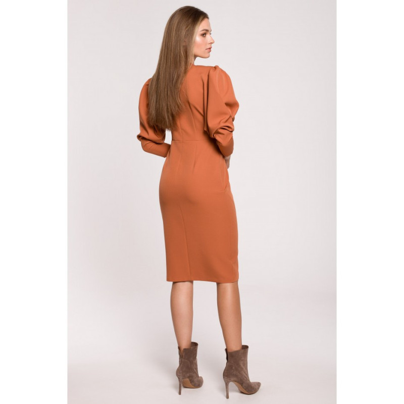 S284 Dress with buffeted sleeves - red