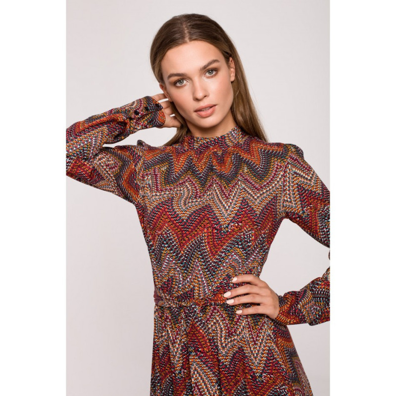 S291 Maxi dress with ruffle - Aztec print - model 1