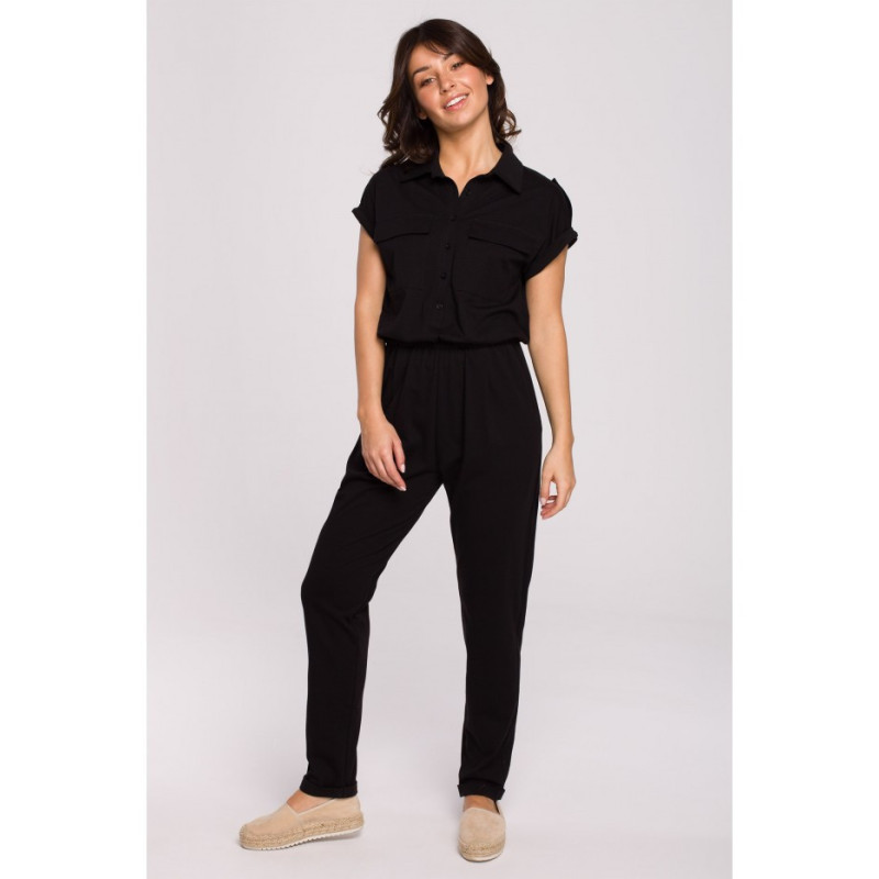 B223 Safari jumpsuit with pockets on the front - black