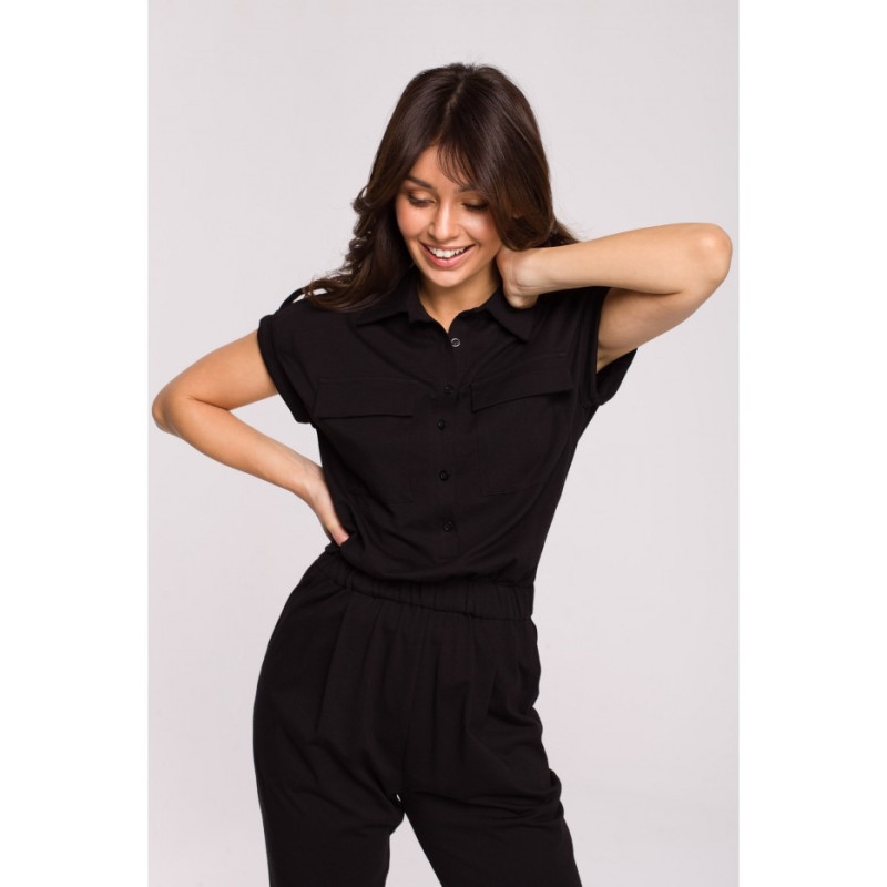 B223 Safari jumpsuit with pockets on the front - black