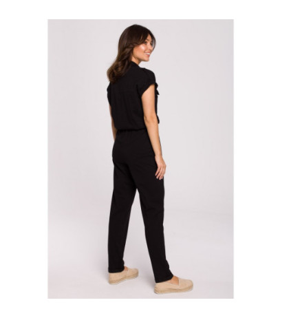 B223 Safari jumpsuit with pockets on the front - black