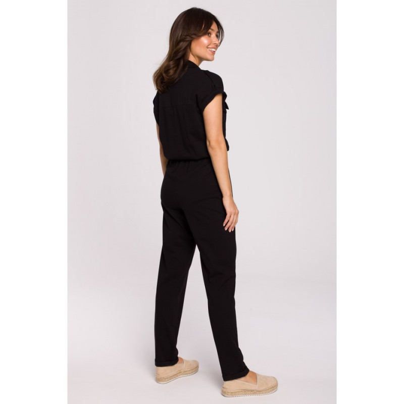 B223 Safari jumpsuit with pockets on the front - black