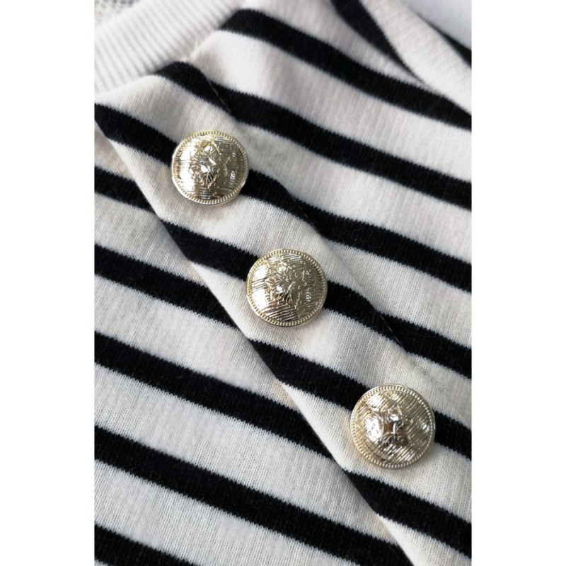 B251 Striped blouse with decorative buttons - model 1