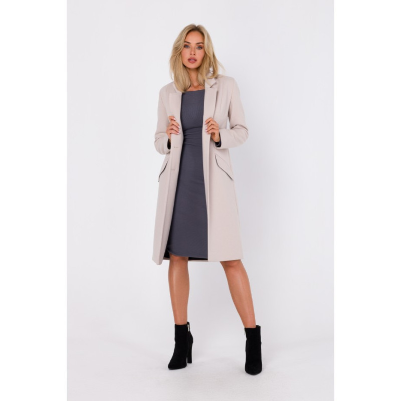 M758 Fastened coat - beige