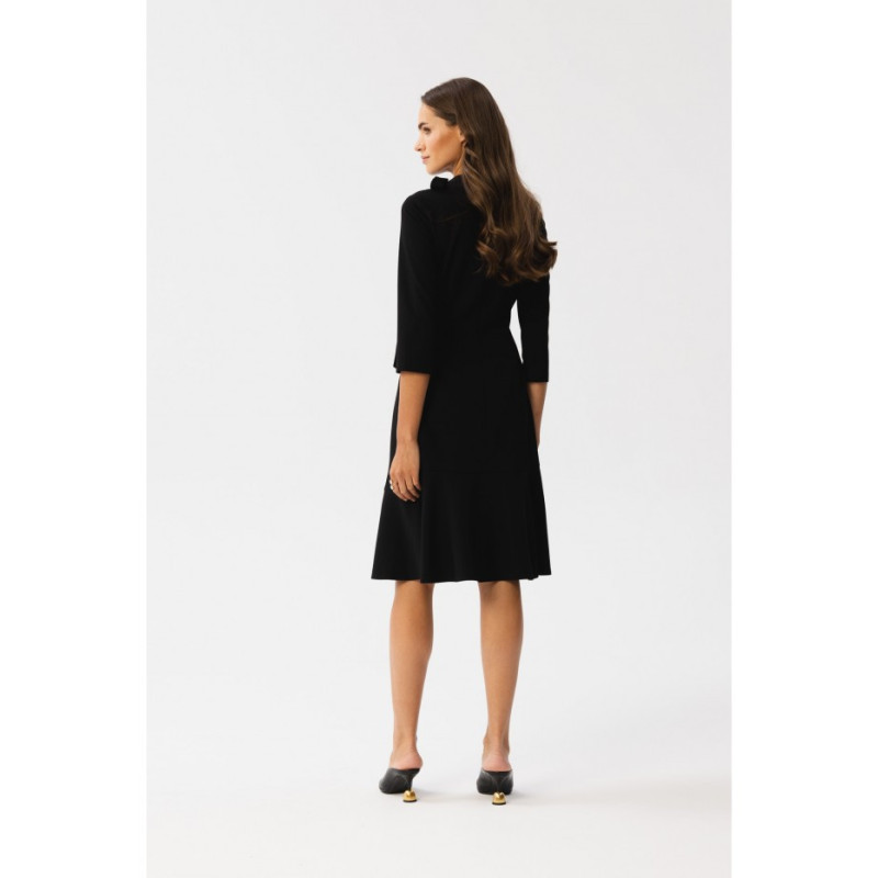 S346 Dress with binding at the neck - black