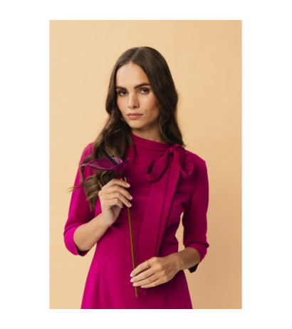 S346 Dress with binding at the neck - plum