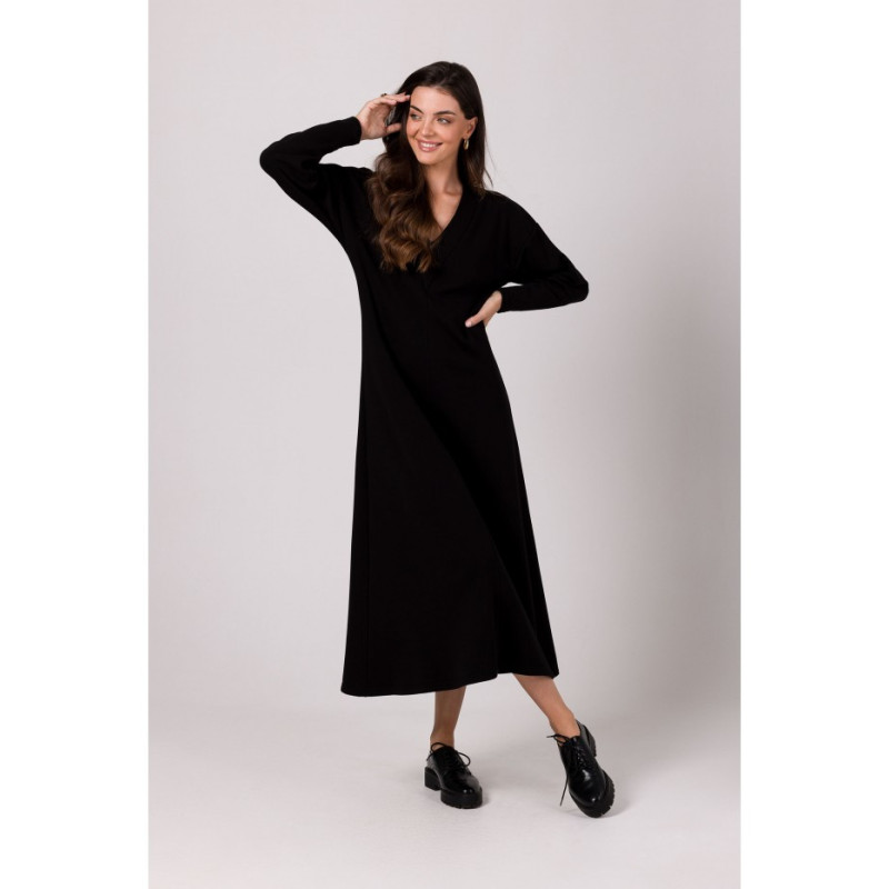 B267 Maxi dress with deep V neckline - black