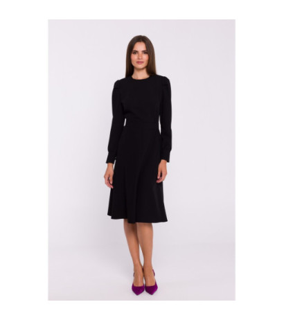 S378 Dress with long sleeves and belt - black