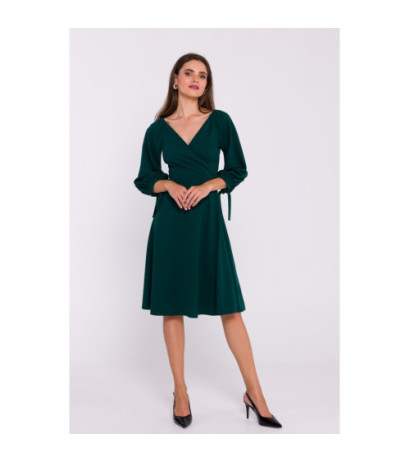 S383 Flared dress with tied sleeves - green