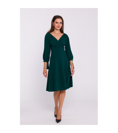 S383 Flared dress with tied sleeves - green