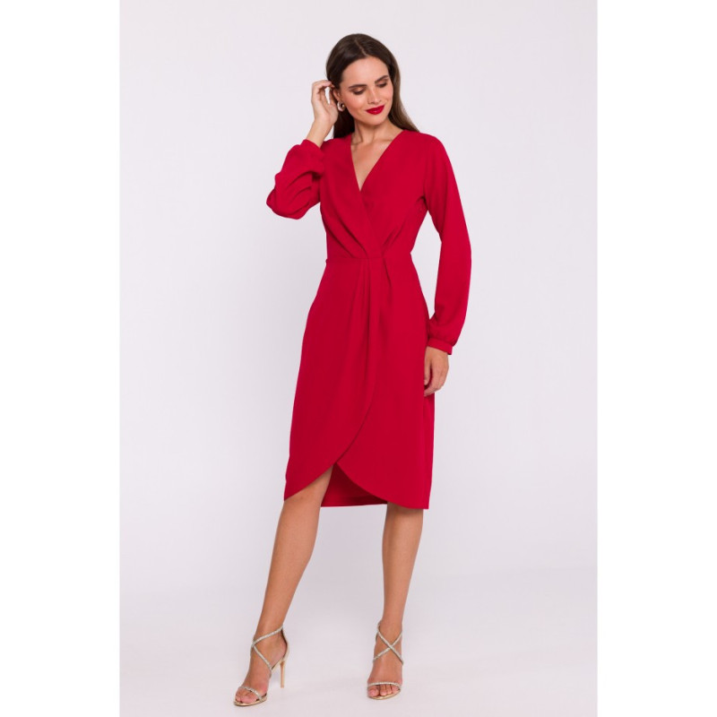 S384 Dress with decorative pleats on the front - red