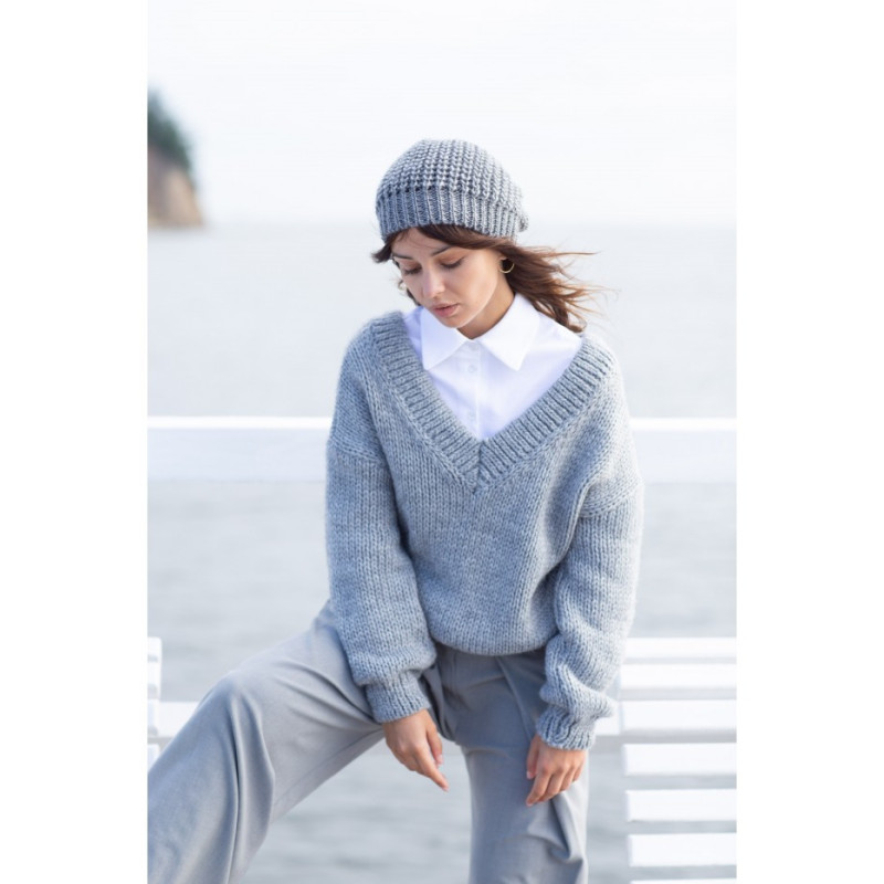 BK046 V-neck sweater - gray