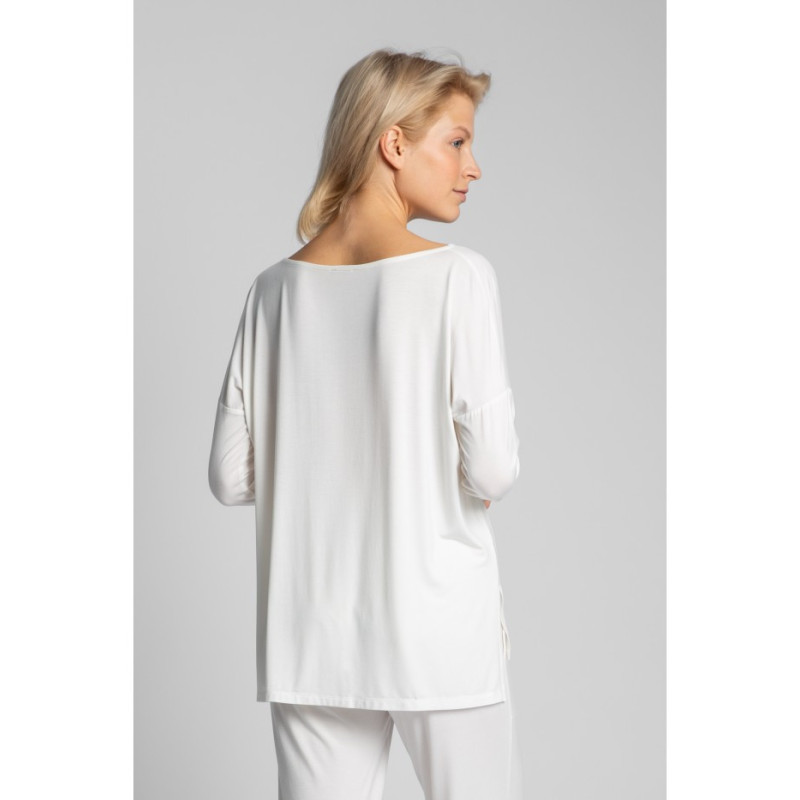 LA029 Viscose blouse with side slits - ecru