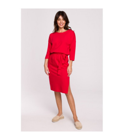 B221 Dress with belt and side slit - red