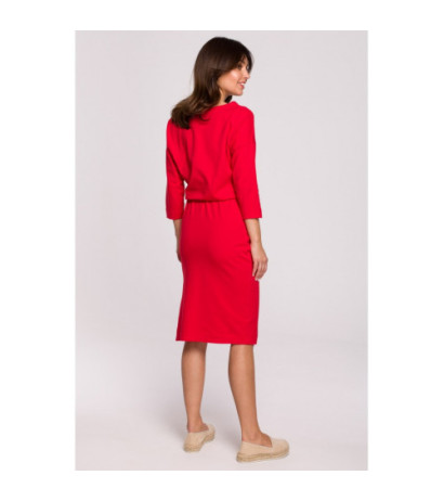 B221 Dress with belt and side slit - red