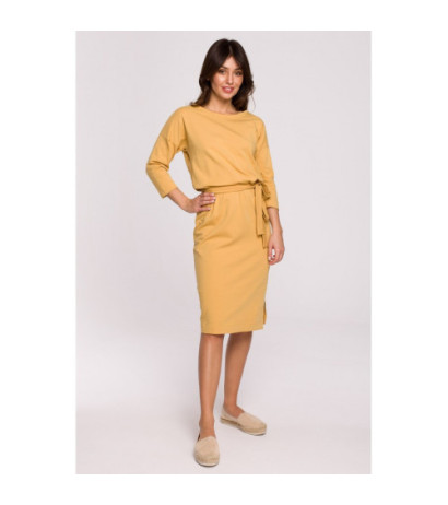 B221 Dress with belt and side slit - honey-colored