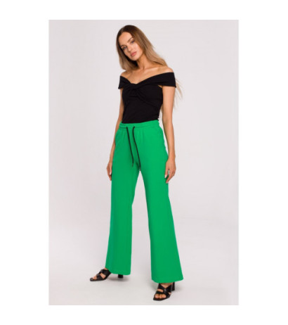 M675 Sweatpants with wide legs - juicy green