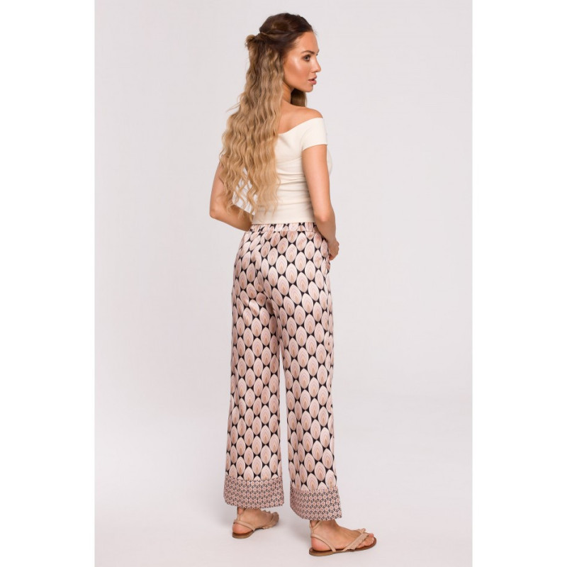 M677 Printed culotte pants - model 3