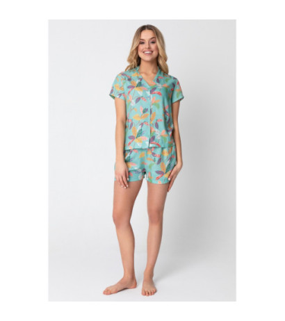 LA104 Pajama shirt with V neckline and print - model 3