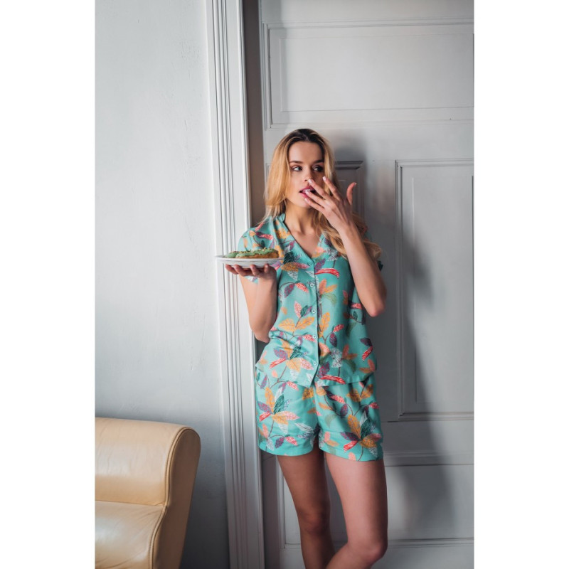 LA105 Printed pajama shorts - model 3