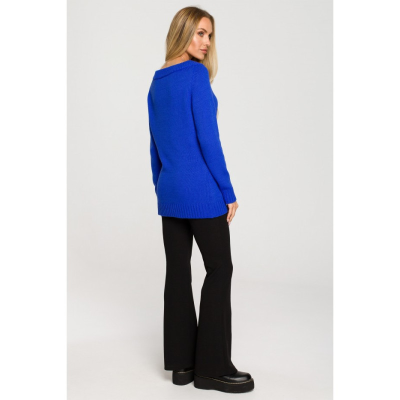 M711 Sweater with slit in the neckline - sapphire