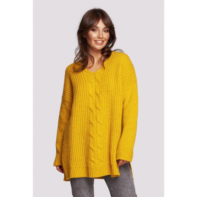 BK087 Long sweater with neckline and side slits - honey