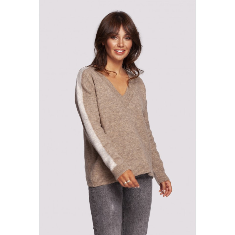 BK093 Cheeky sweater with contrasting stripes - light brown